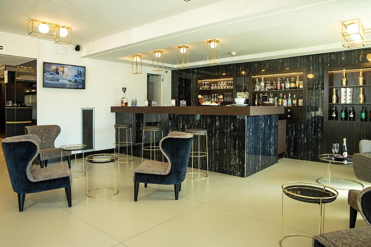 Western Jfk 4* Napoli